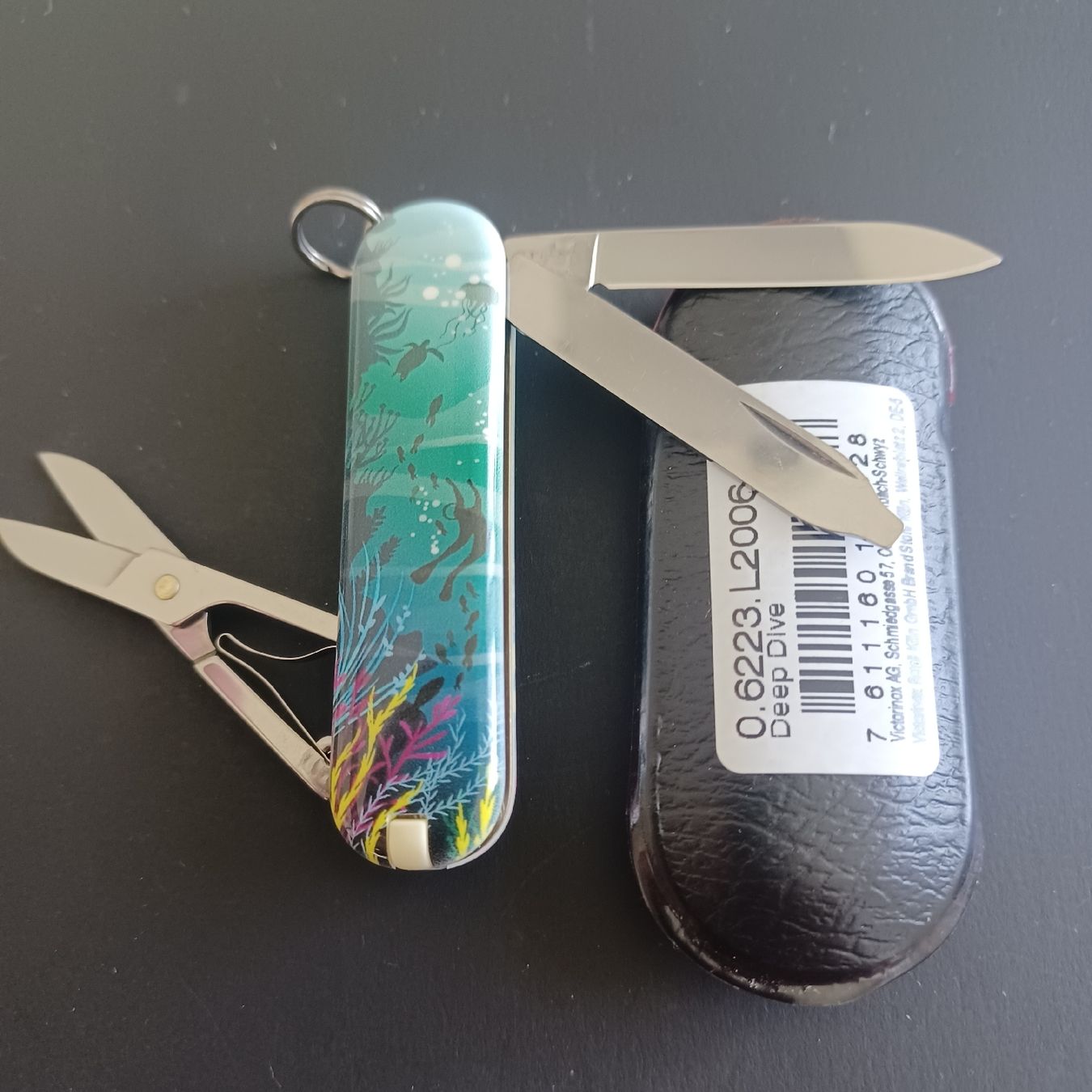 Victorinox Taschenmesser: Victorinox Classic Deep Dive 2020 mit Täschchen – Neu (gemäss Beschreibung) aus Balgach von FENDIE 1