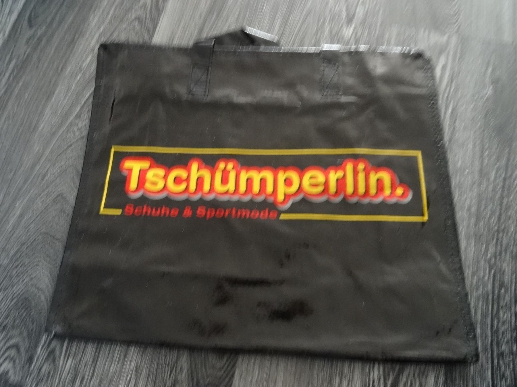 Taschen: Tschümperlin Plastiktasche Reissversch.. – Neu (gemäss Beschreibung) aus Allenwinden von Obalu