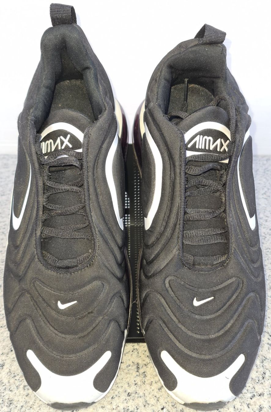 Nike Scarpe da uomo: NIKE Schuhe EUR-Gr. 43 – Usato da Münchenstein venduto da vitalfit