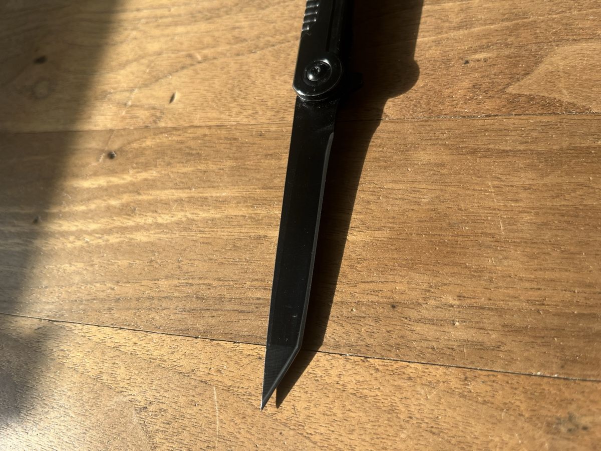 Coltelli tascabile: Neues, schwarzes Klappmesser - Top Zustand! – Usato da Würenlos venduto da KLG_3TBs 3