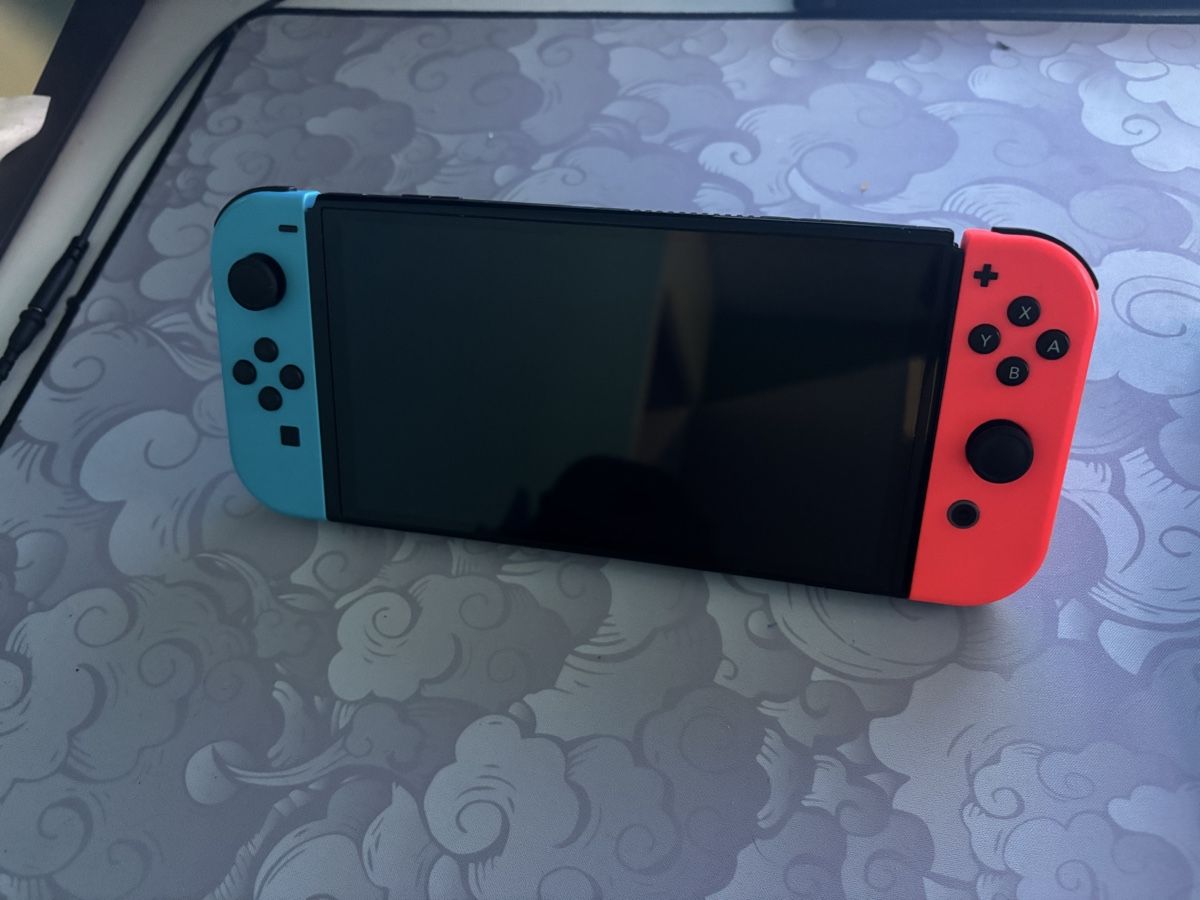 Nintendo Console: Nintendo Switch OLED 64GB + Zubehör – Usato da Birmensdorf ZH venduto da ale_8gfb 6