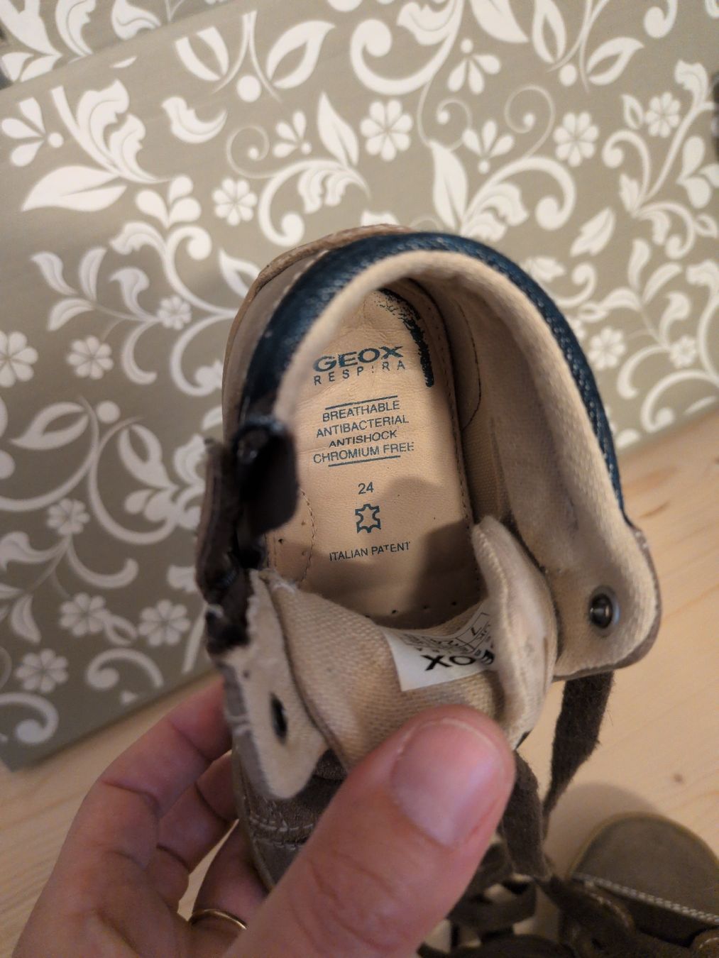 Geox Scarpe per ragazzi: Geox Schuh Gr. 24 – Usato da Oberhelfenschwil venduto da Tattar 4