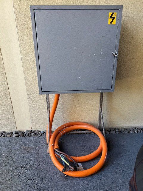 Hager Alimentazione elettrica: Armoire de distribution 250A – Usato da Goumoens-la-ville venduto da Lemeilleurprix