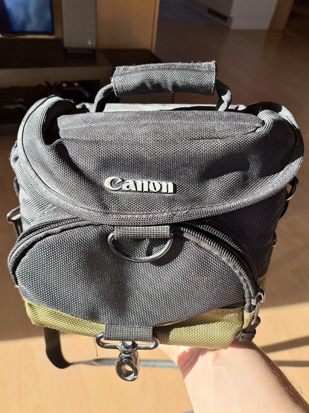 Canon Fotocamera: DSLR camera Canon Kiss X4 – Usato da Rebstein venduto da sho_7yky 8