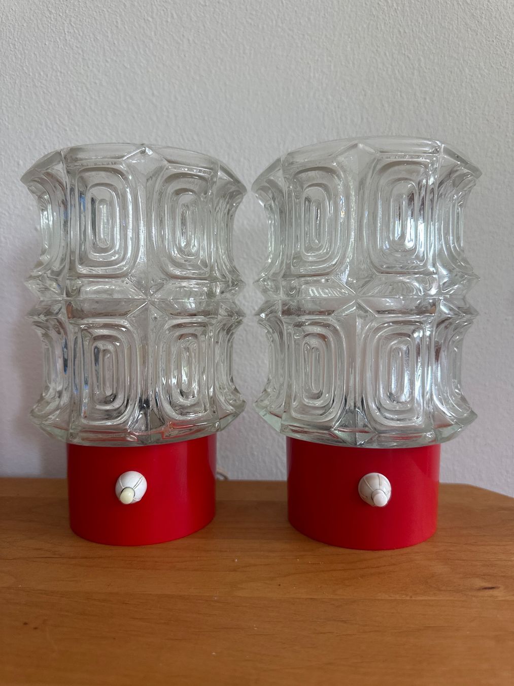 Lampes: 2 Tischlampen aus Glas – D'occasion à Utzigen par Usterzh 1