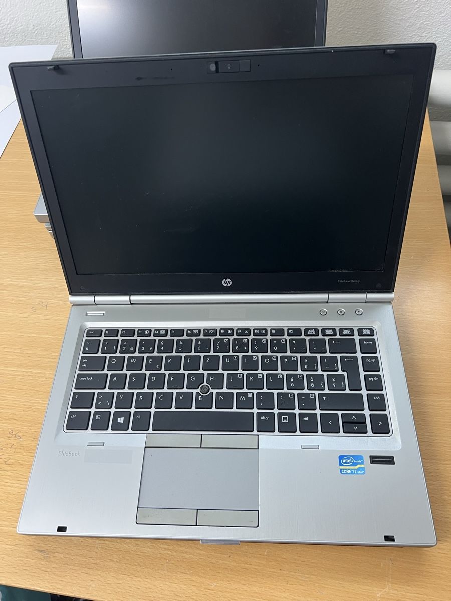 Hewlett Packard Portables: 3 HP Elitebook – D'occasion à Basel par La.Bonne.affaire