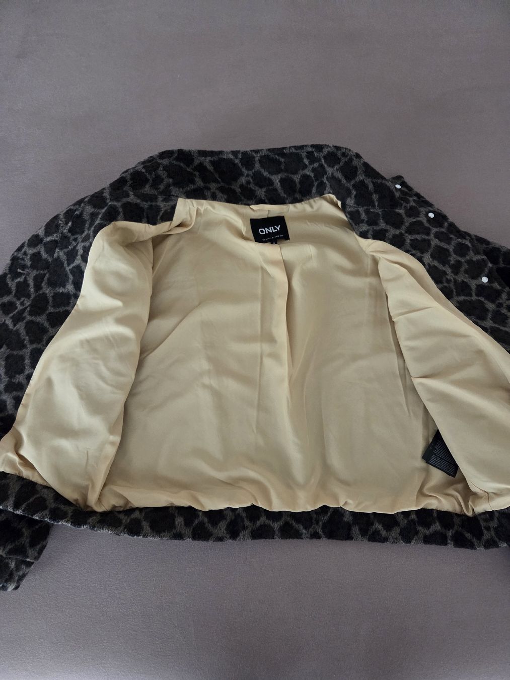 Only Giacche: Jacke – Nuovo (secondo la descrizione) da Adligenwil venduto da Die-Fundgrueb-CH 3