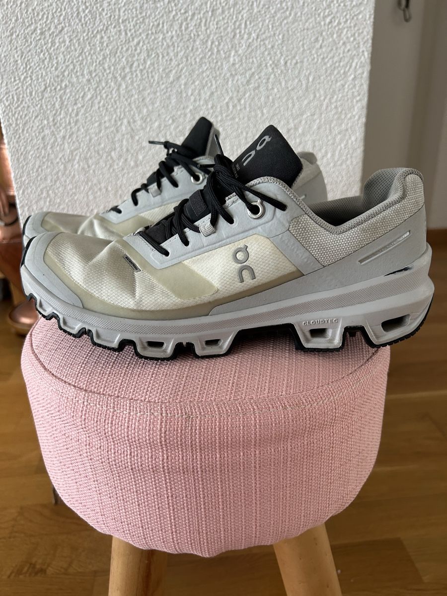 On Scarpe da donna: On Cloud Damen Laufschuhe, Grösse 39, – Usato da Biel/Bienne venduto da maza06