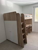 Hochbett mit Schreibtisch, und kleinem Schrank