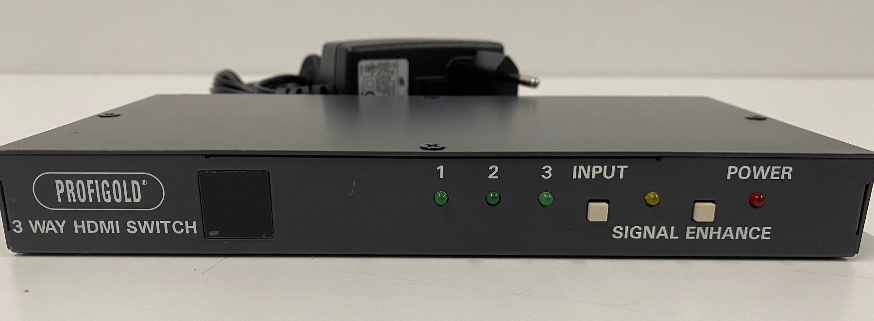 Hub & Switch: PROFIGOLD 3 Way HDMI Switch – Usato da Dietikon venduto da Ilsru 1