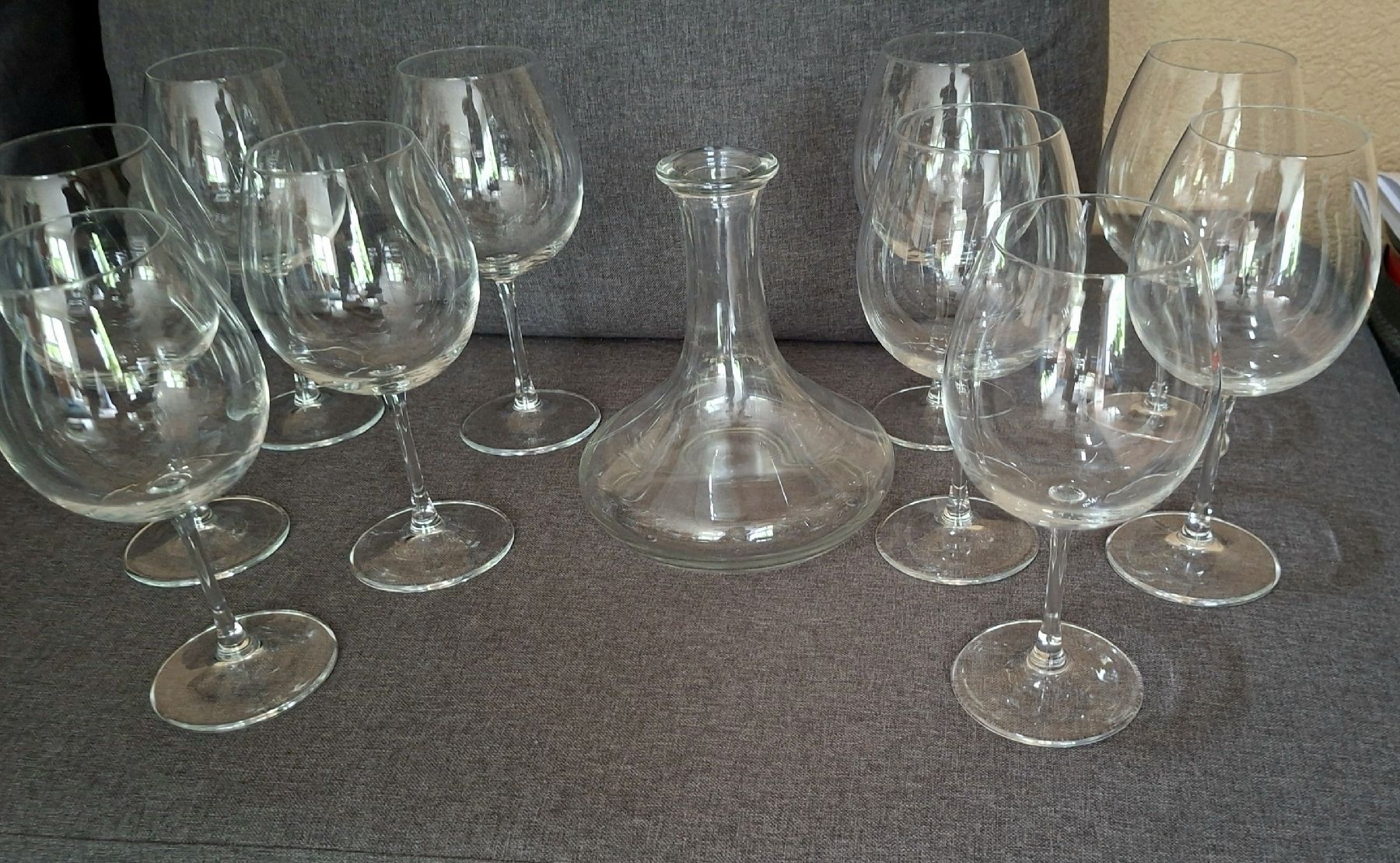 Bicchieri: 10 verres 22cm et carafe à décanter  – Nuovo (secondo la descrizione) da Lonay venduto da SILLOT68