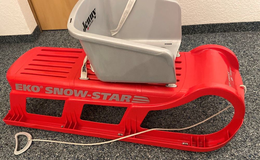 EKO - Snow-Star 120 ROT EKO klassischer Schlitten aus Kunststoff Metallkufen für bis zu 3