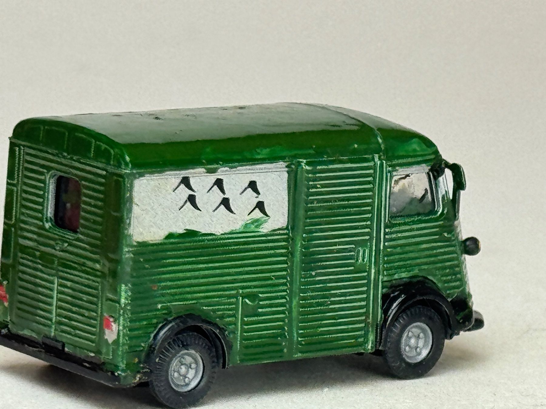 Busch Modellini d'auto: GB1- Busch Citroen H grün – Usato da Elm venduto da Wikmtz 1