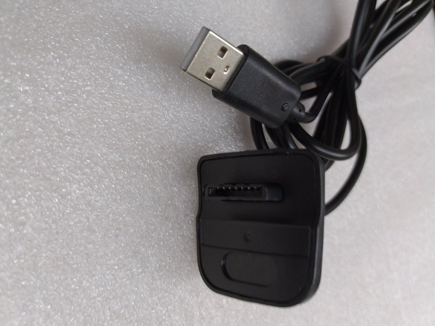 Câbles: Controller Charger Cable for Xbox 360 Wireless Controller – Neuf avec emballage d'origine à Ermatingen par rik4rdo 1