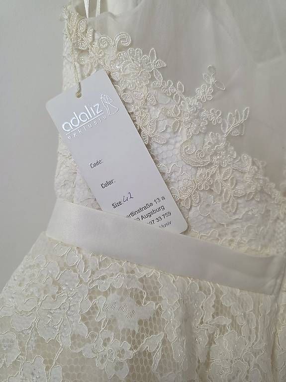 Vestiti: Hochzeitskleid  – Usato da Luzern venduto da mos_vvy7