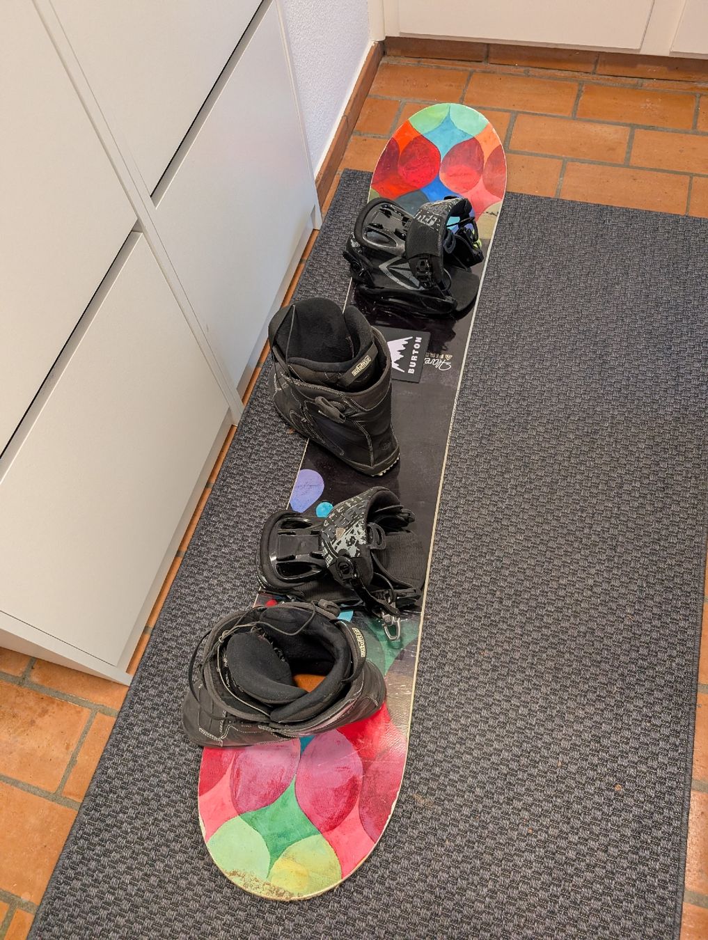 Board: Firefly Snowboard with flow bindings 158cm – Usato da Schlieren venduto da claudiaboker