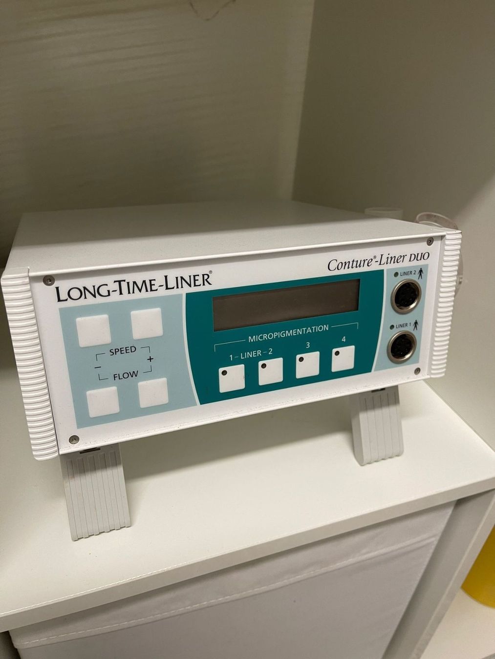Cura del viso: Pigmentiergerät Long-Time-Liner – Usato da Egerkingen venduto da ear_k6fg