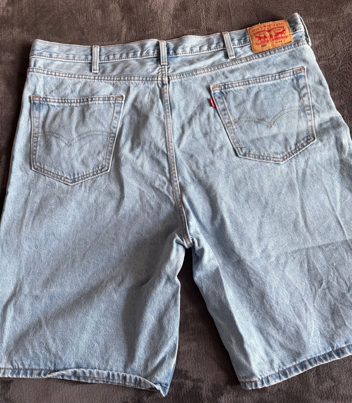 Levi's Jeans: short jean lewis taille 44 – Gebraucht aus Lausanne von mrfreeze01 1