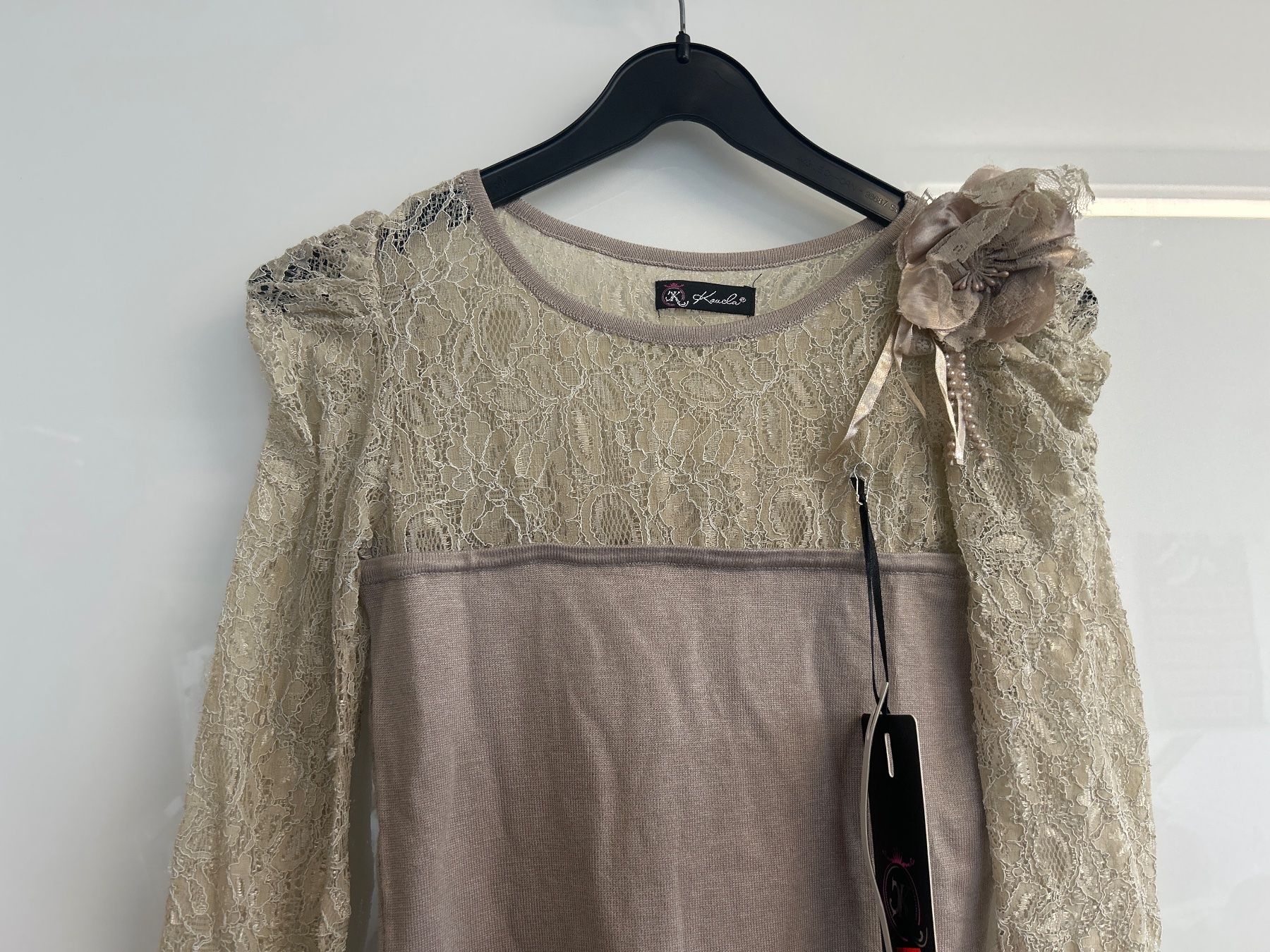 Maglioni & Felpe: Pullover Lang Figurbetont mit Spitze 1 Size Neu – Nuovo e nell'imballaggio originale da Regensdorf venduto da Spyke55 1