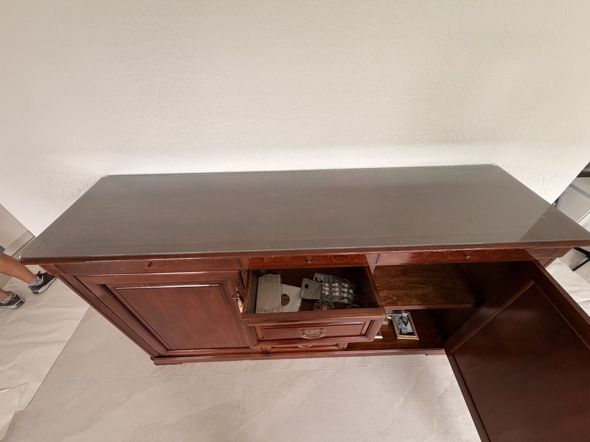 Credenze: Antike Buffetschrank Kirschholz massiv Glasplatte – Usato da Boll venduto da selmi.n 3