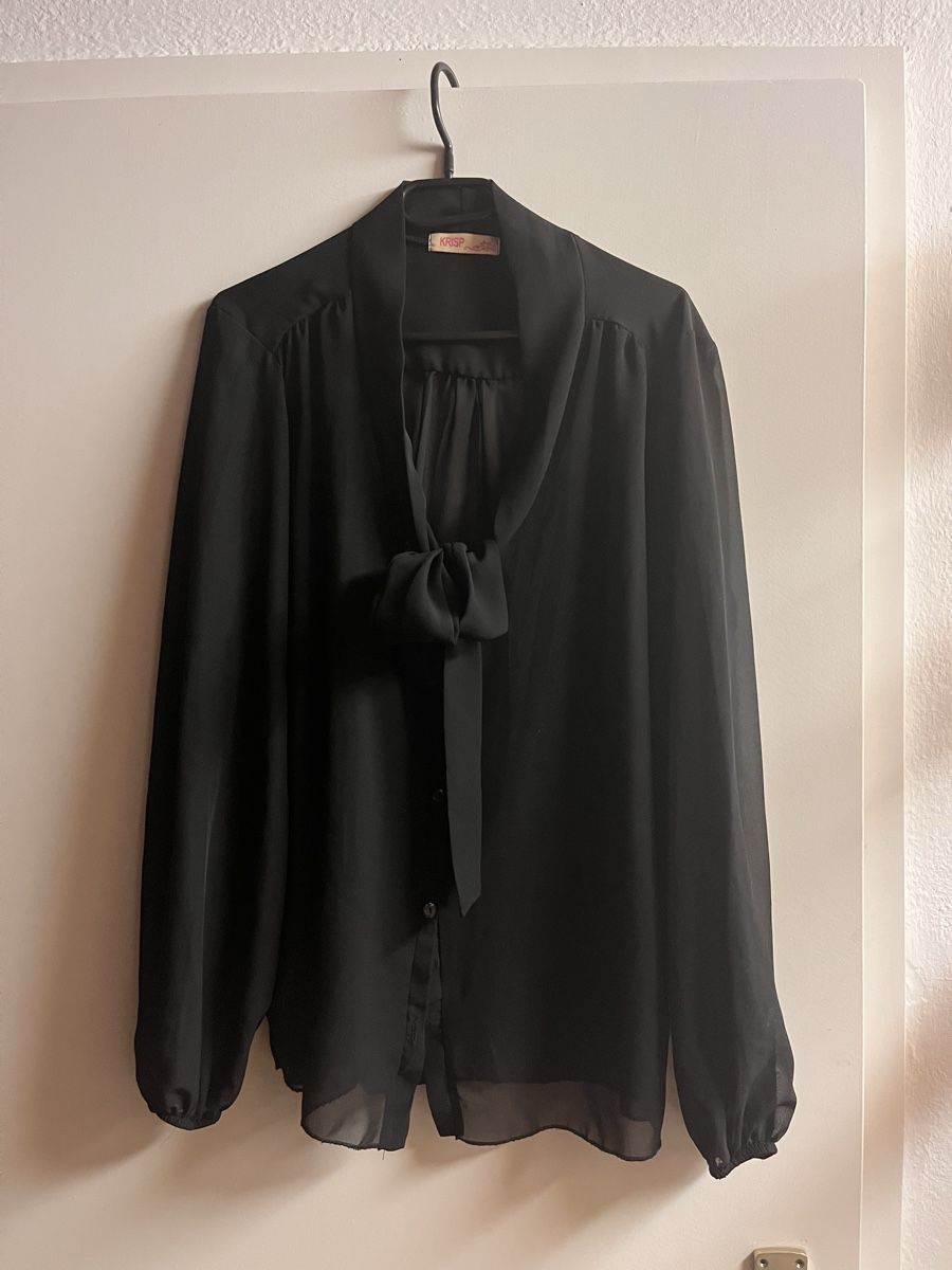 Blusen: Schwarze Chiffon-Schluppenbluse von Krisp – Gebraucht aus Trimbach von Ninusch