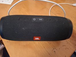JBL Böxli