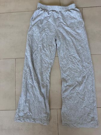 H&M Freizeithose grau weit geschnitten Grösse XS