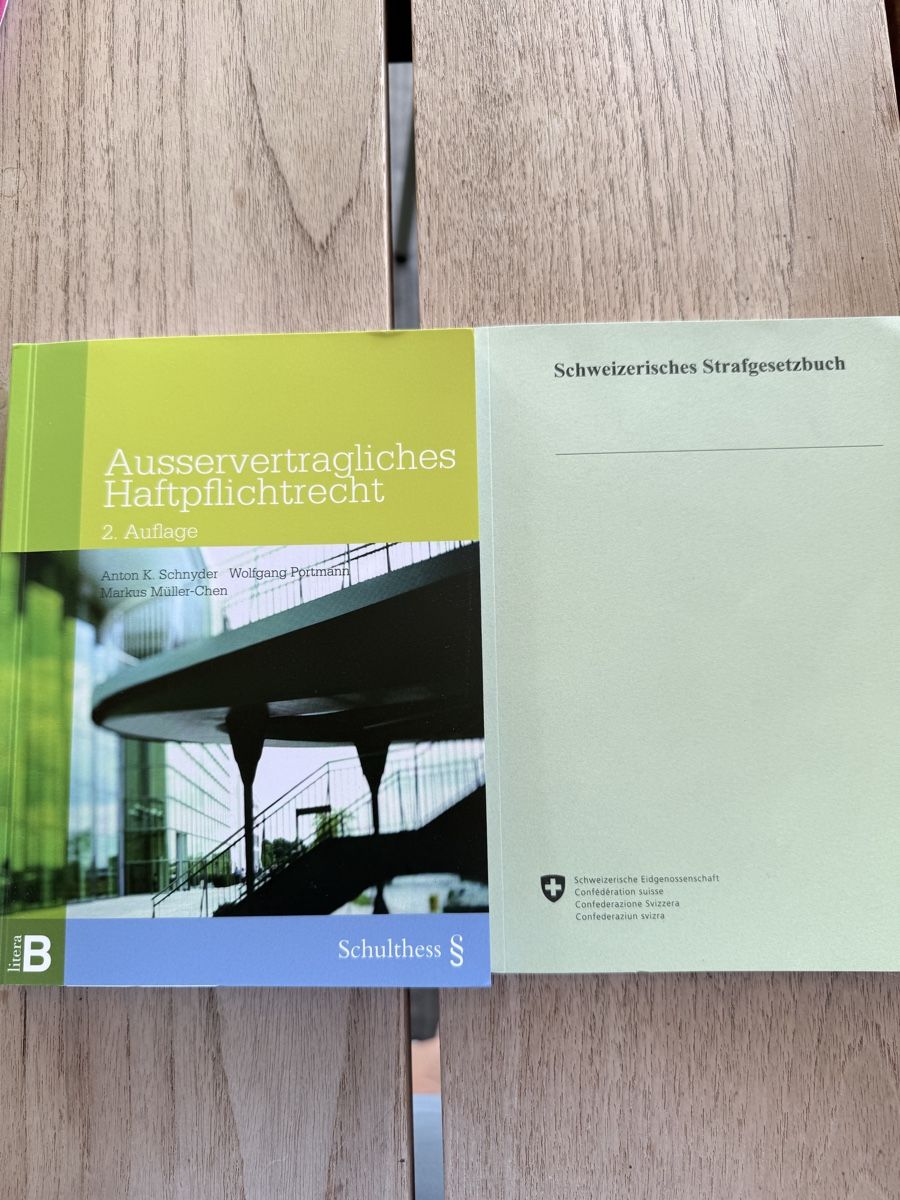 Bücher: Ausservertragliches Haftpflichtrecht/Schweizer Strafrecht – Neu (gemäss Beschreibung) aus Wermatswil von FEDN