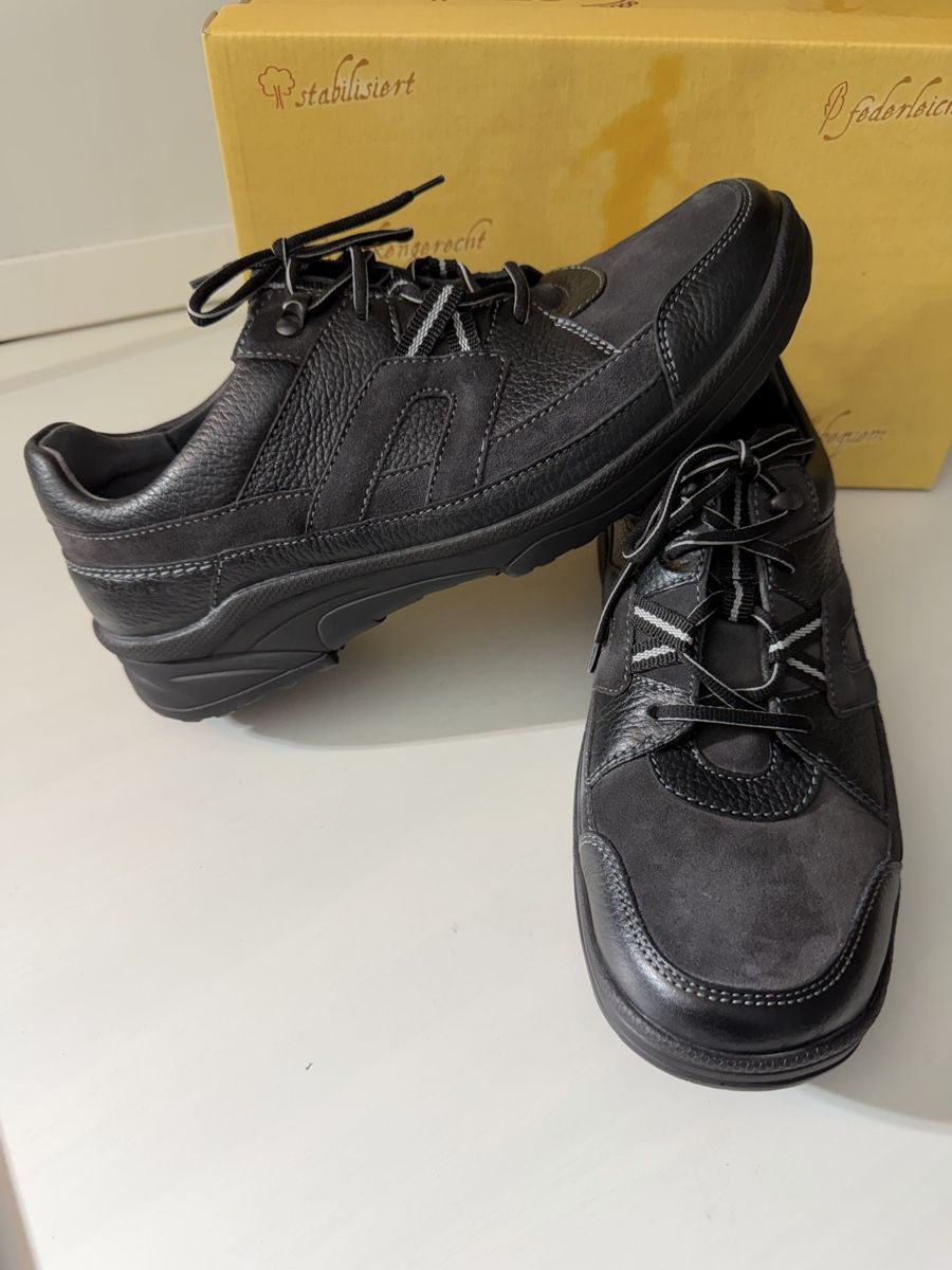 Scarpe da uomo: Chaussures Ströber SAMSON noir 43.5 neuf – Nuovo e nell'imballaggio originale da Brügg BE venduto da Goob