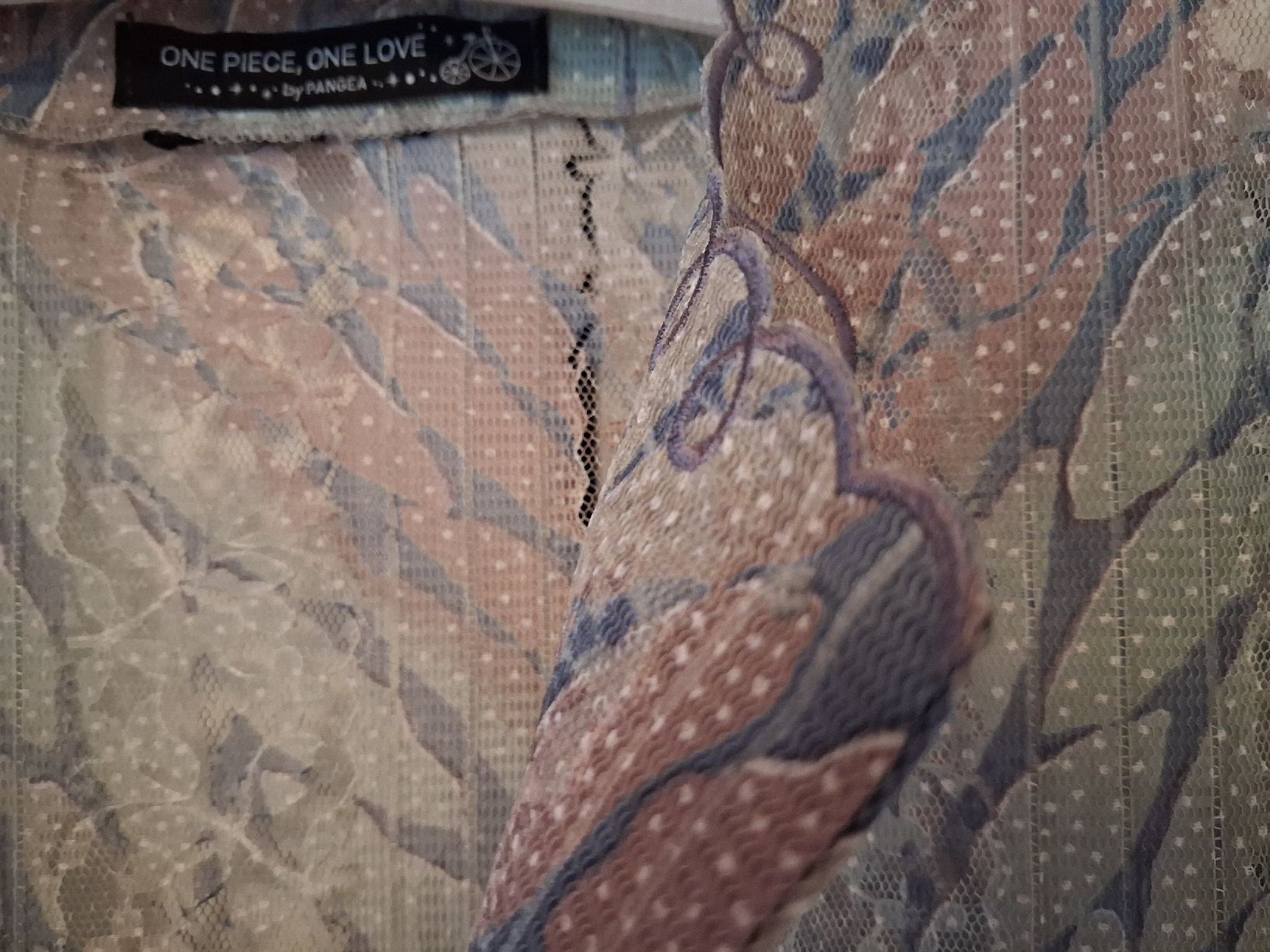Vestiti: Kleid in Spitzendesign – Nuovo (secondo la descrizione) da Mettmenstetten venduto da sell4purpose 4