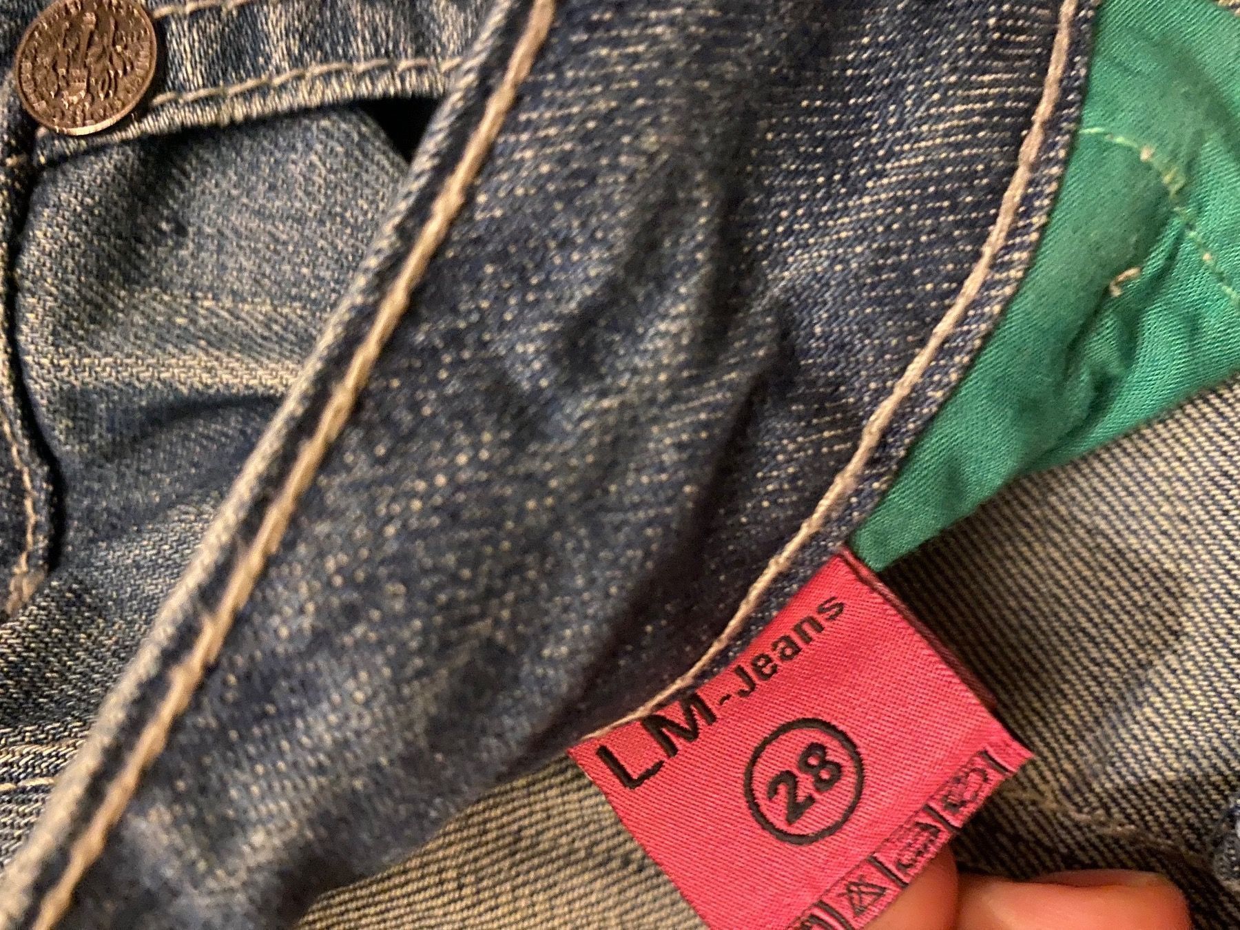 Jeans: Laminated jeans shorts – Usato da Zürich venduto da Yuece 1