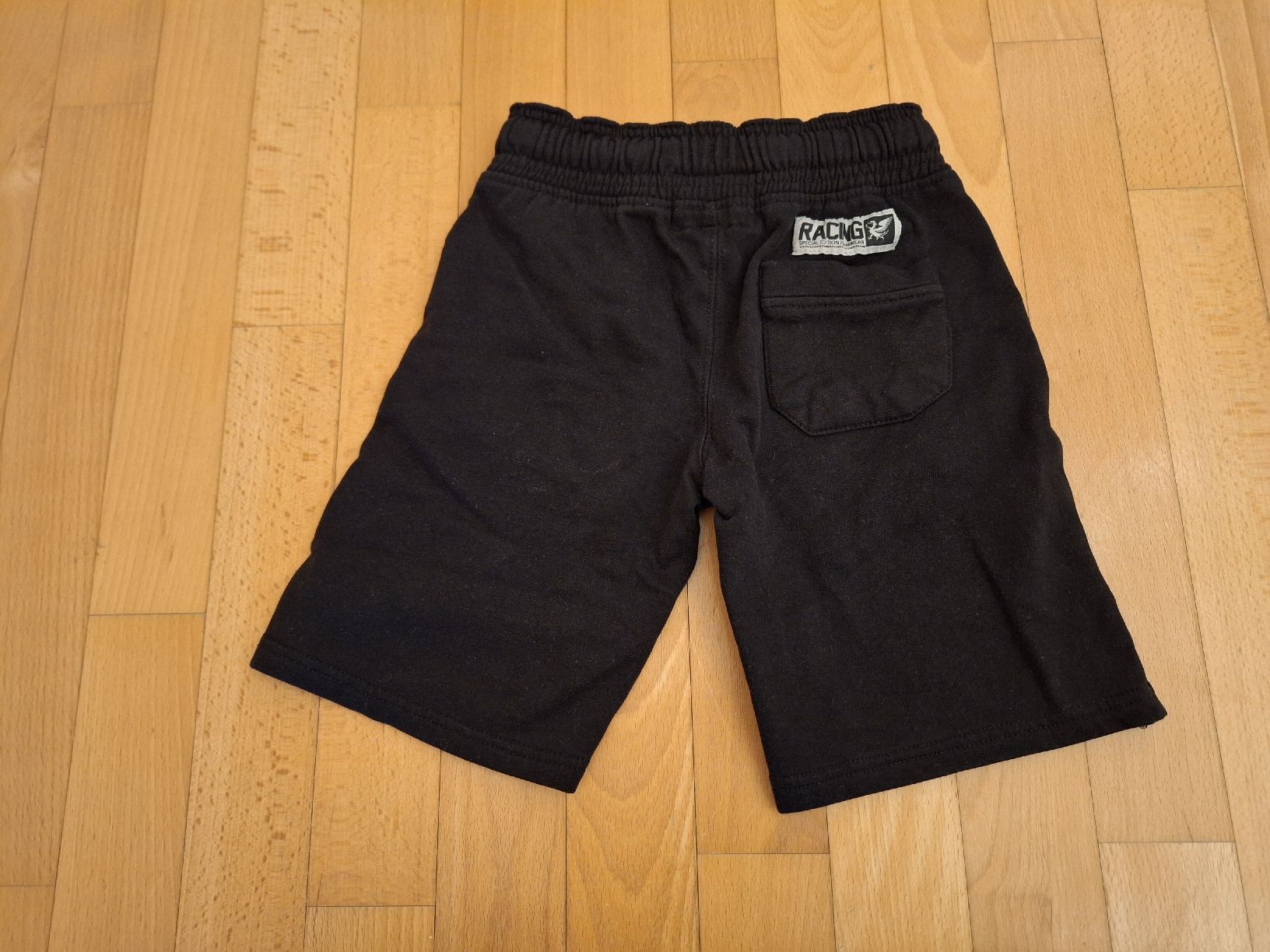 Pantaloni: Shorts in Gr. 116 – Usato da Oberrieden venduto da man_9tm2 1