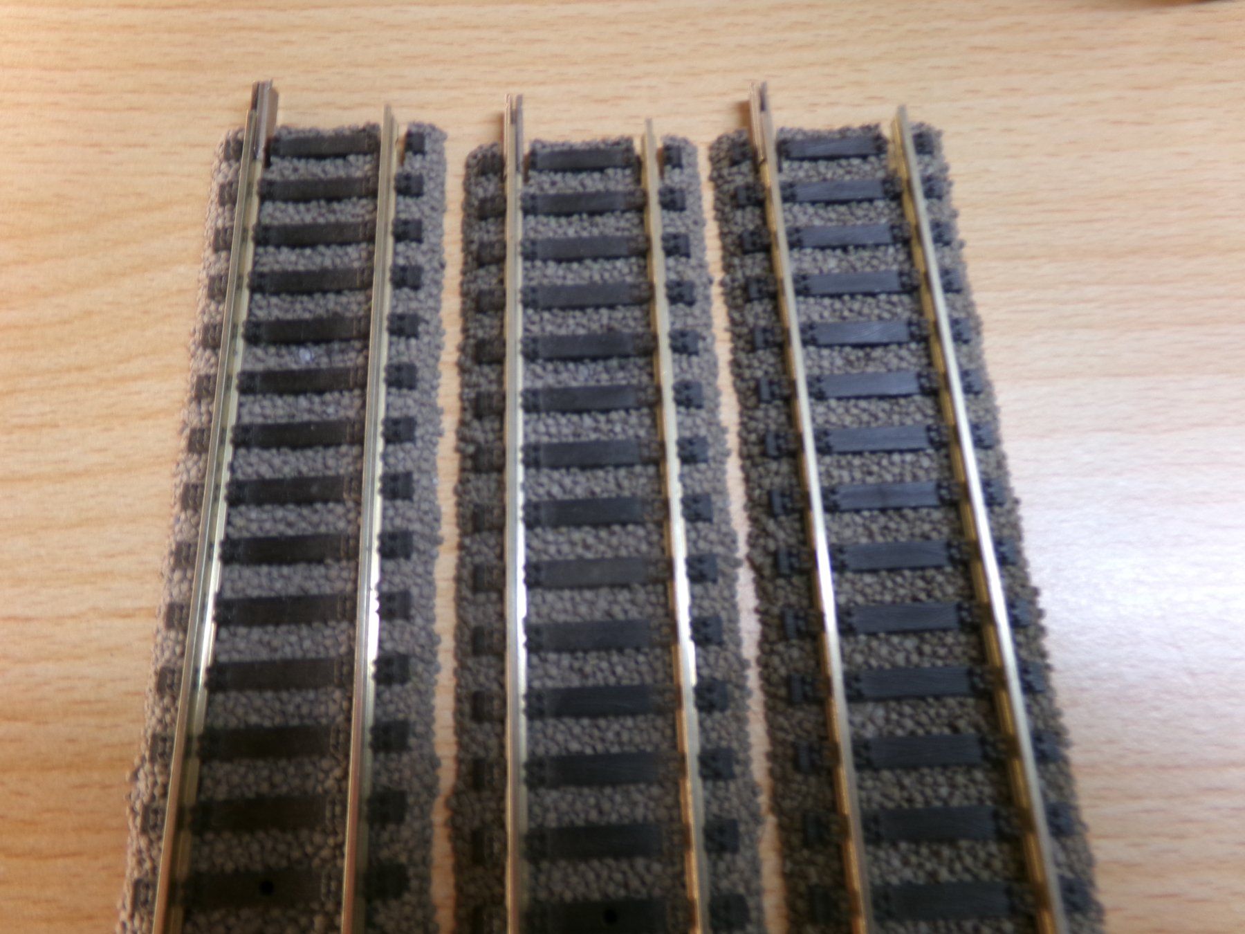 Fleischmann Modellini di ferrovie: Fleischmann H0 Profigleis 3x6101 – Nuovo (secondo la descrizione) da Hombrechtikon venduto da Se9 1