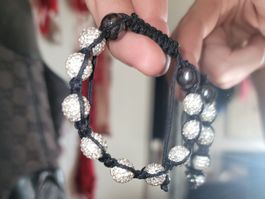 Armband mit Glitzerperlen schwarz verstellbar, snowballs art