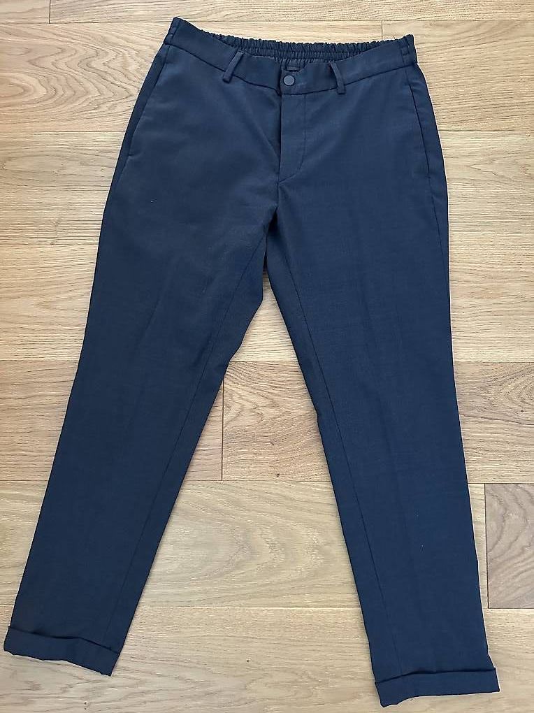 Massimo Dutti Hosen: Massimo Dutti Stoffhosen 32 – Gebraucht aus St. Gallen von iva_yxh2