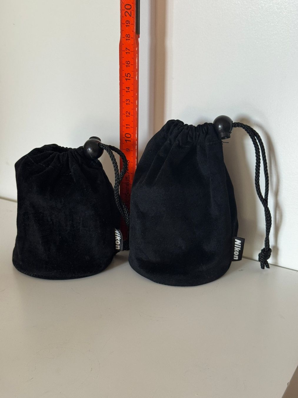 Nikon Taschen: Nikon Objektiv Beutel Samt Lens Case – Gebraucht aus Rheinfelden von Eldritchwitch