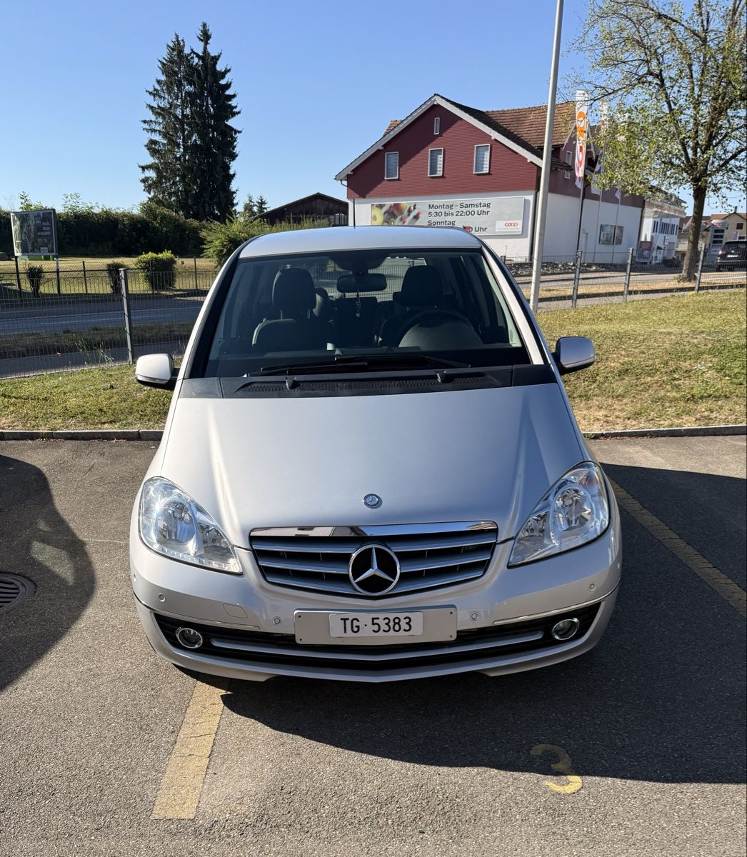 Mercedes-Benz Automobili: Mercedes Benz A180 CDI Elegance 109Ps – Usato da Bischofszell venduto da McLuca81 1