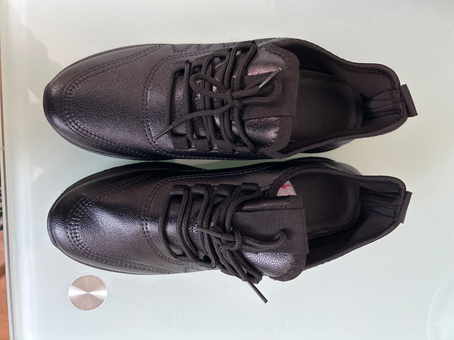 Scarpe da donna: Damen Schuhe Nr 40 Neu – Nuovo (secondo la descrizione) da Dulliken venduto da Lindt.1845