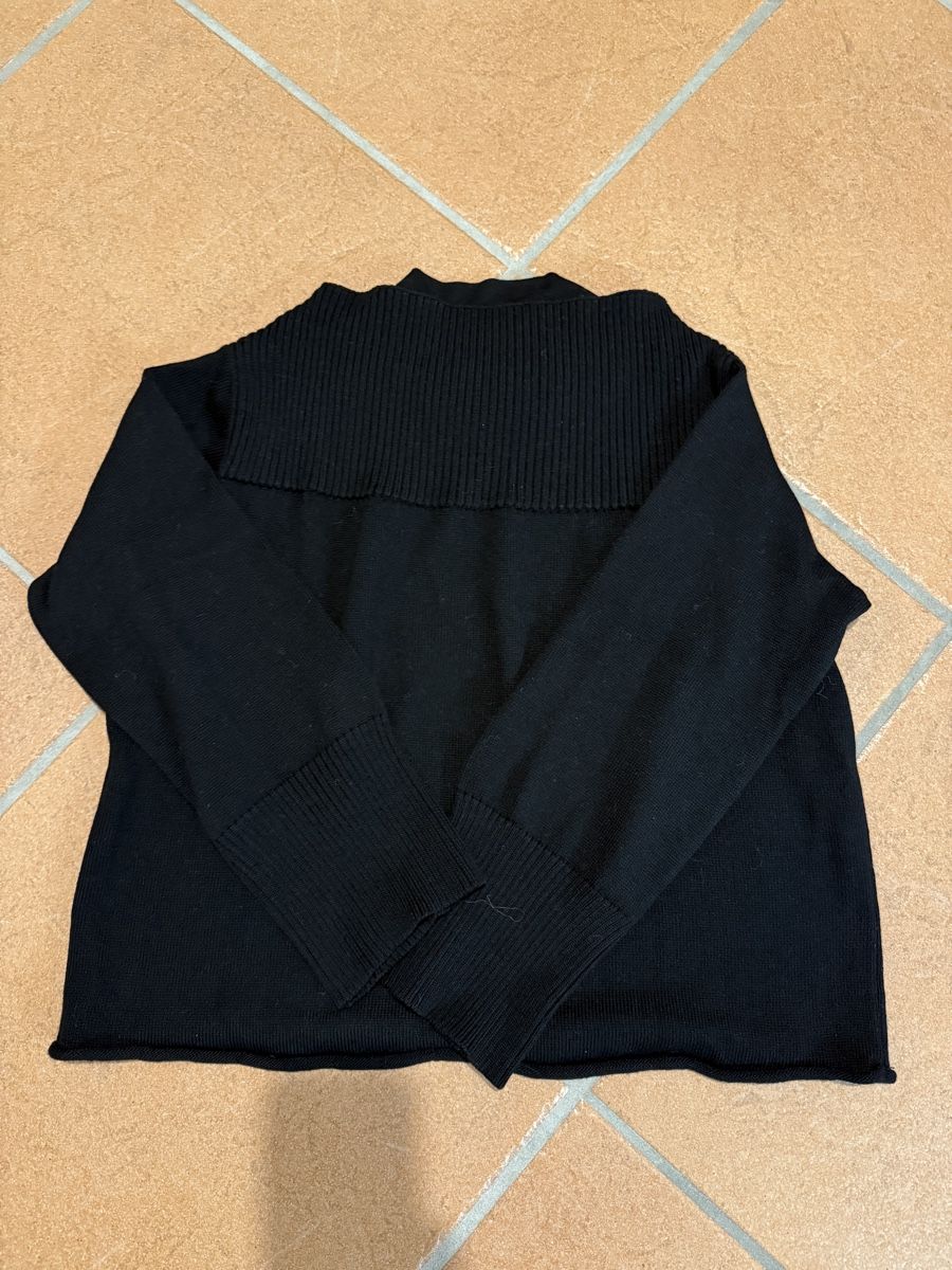 Pullover & Sweatshirts: Annette Görts Pullover, schwarz, M – Gebraucht aus Glarus von big.bear