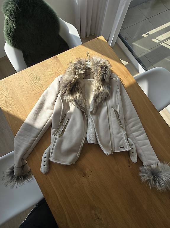 Giacche: Jacke von Guess – Usato da Sissach venduto da NS_CH 4