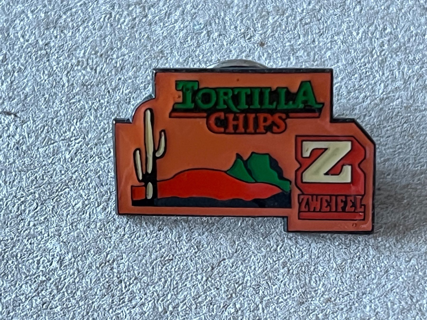 Plaketten & Abzeichen: 2 Zweifel Pins – Gebraucht aus Zürich von Gurkis
