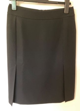 Max Mara Rock schwarz schlicht Grösse 38 guter Zustand