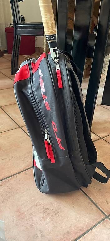 Wilson Zaini: Wilson Tennis Rucksack – Usato da Zürich venduto da jasisl 1