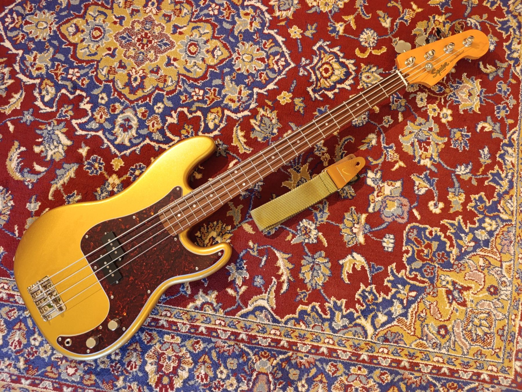 Squier Strumenti musicali: Squier FSR CV 60S Precision Bass LRL AZG – Usato da Bern venduto da sim_8y66