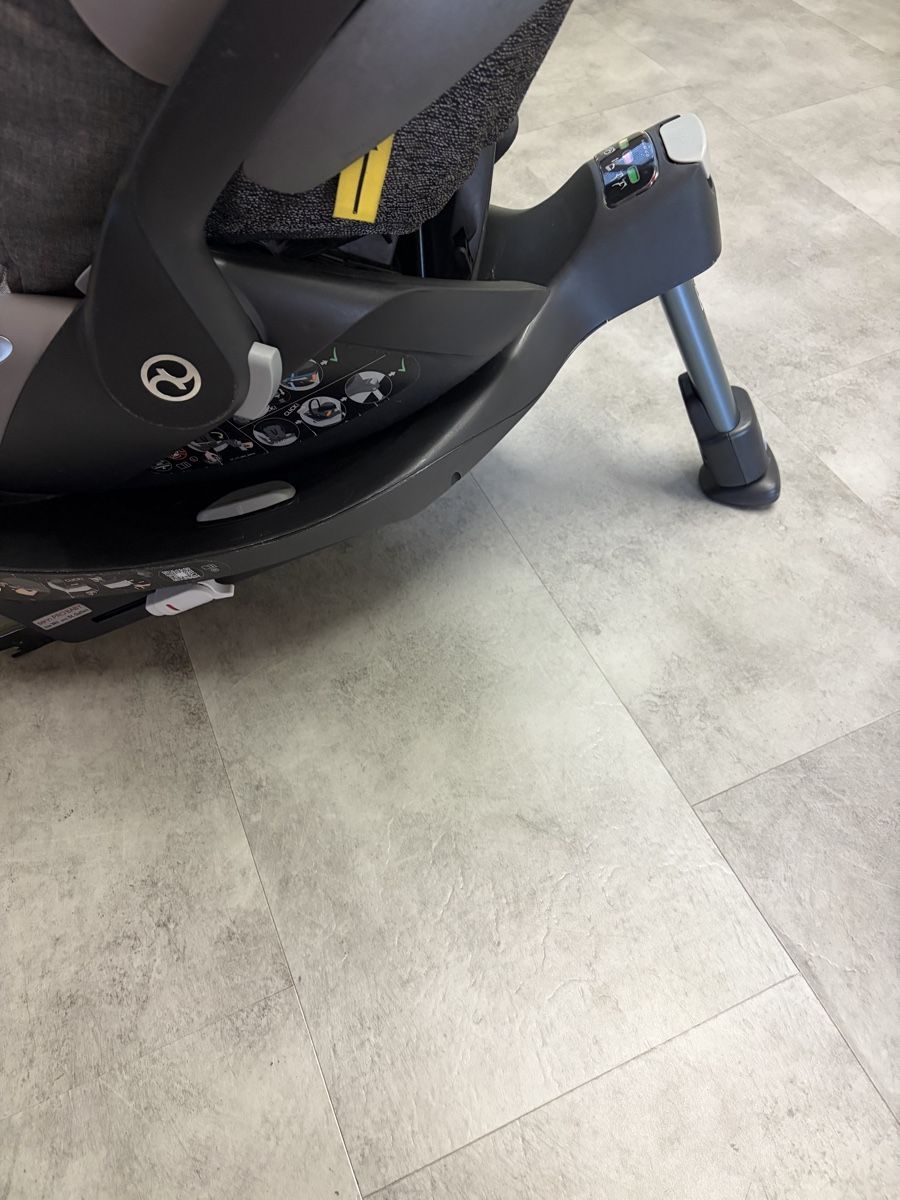 Maxi-Cosi Auto-Kindersitze: Maxi-Cosi mit Isofixstation – Gebraucht aus Grabs von LauraV05 2