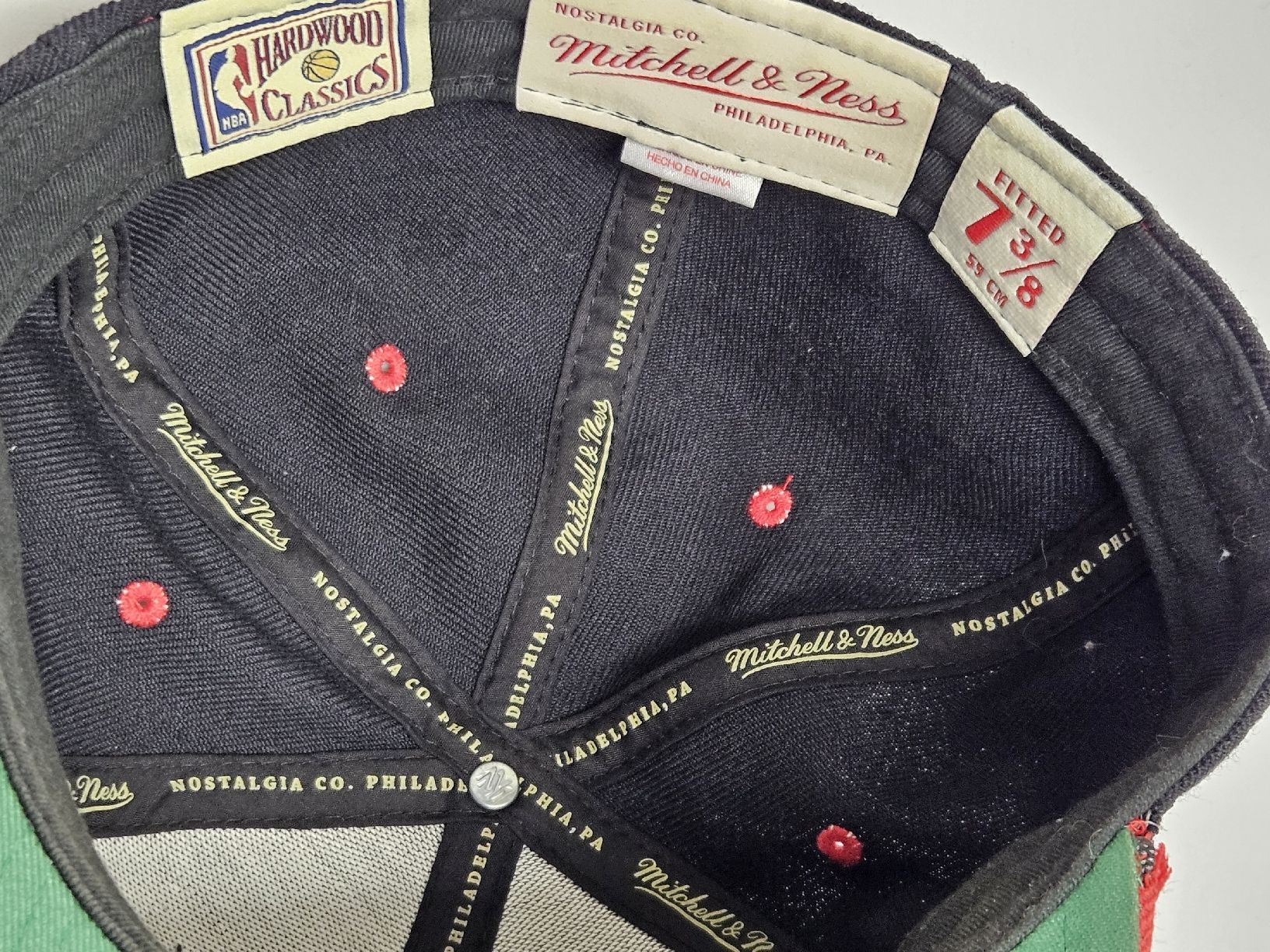 Mitchell & Ness Hüte, Mützen & Caps: Snapback Chicago Bulls / Mitchell & Ness / 59cm / #WT18 – Gebraucht aus Oberdorf BL von BaldenEagle 3