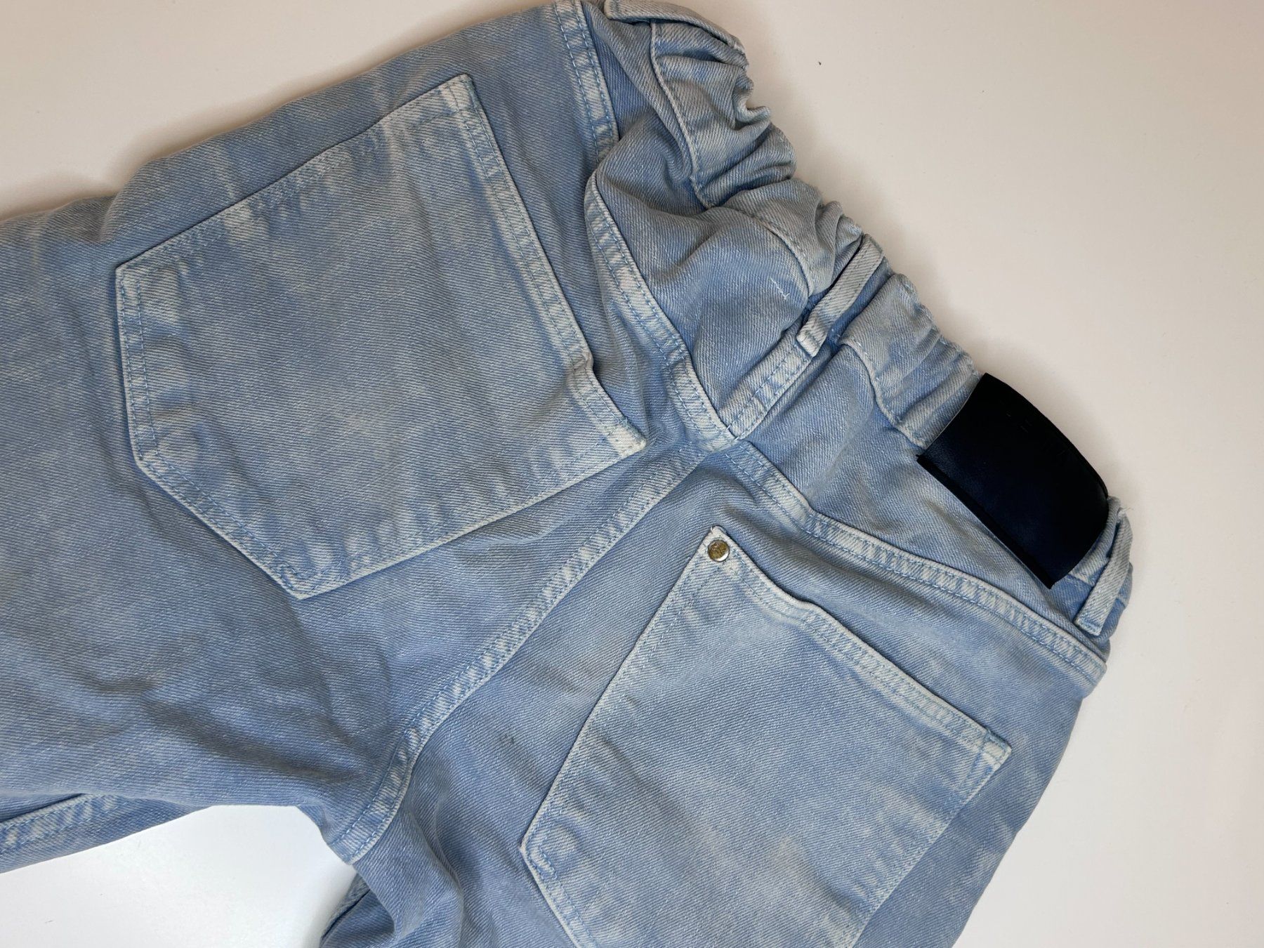 H&M Pantaloni: H&M Denim Shorts – Usato da St. Gallen venduto da look-twice 3