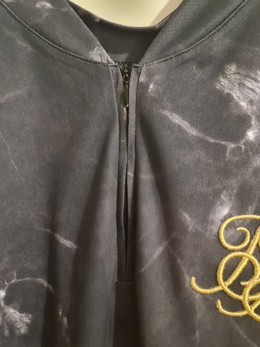 Siksilk T-shirt: Siksilk Oberteil, Grösse S – Nuovo (secondo la descrizione) da Rheinfelden venduto da DukeDumont 4
