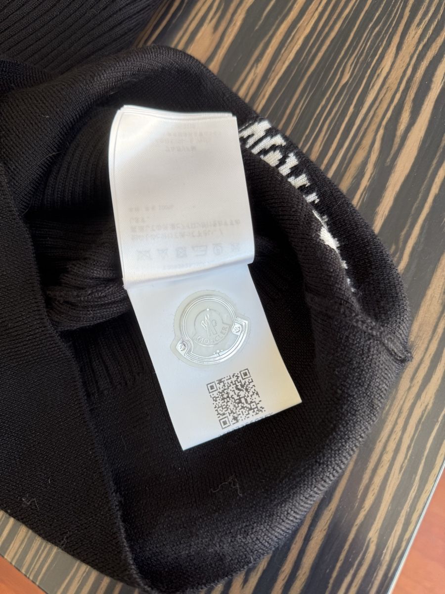 Moncler Maglioni & Felpe: Pull col roulé noir Moncler taille - M – Nuovo (secondo la descrizione) da Genève venduto da iry_67wr 8