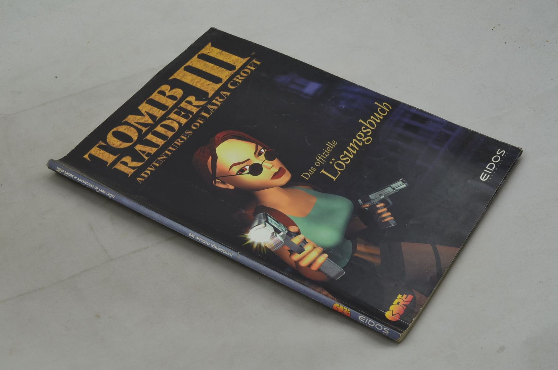 Giochi: Tomb Raider 3 Spielberater – Usato da Buchs AG venduto da SellAndBuyX 2